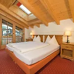 Dufour - Adults Only Szálloda 3*