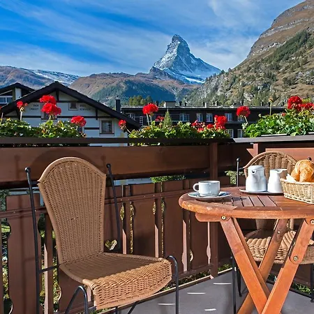 Dufour Hotel