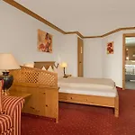 Hotel Dufour - Adults Only